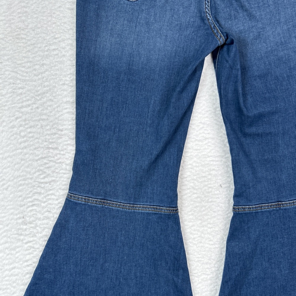 FREE PEOPLE WOMEN'S MID WASH HIGH RISE JUST FLOAT ON FLARE JEANS STRETCH 27R - Picture 11 of 15